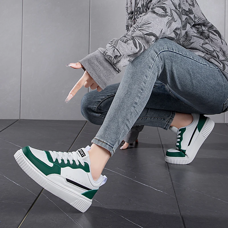 Womens Walking Shoes Platform Soles Skateboard Shoe Comfortable Fashion Women Tennis Sneakers Color-blocked