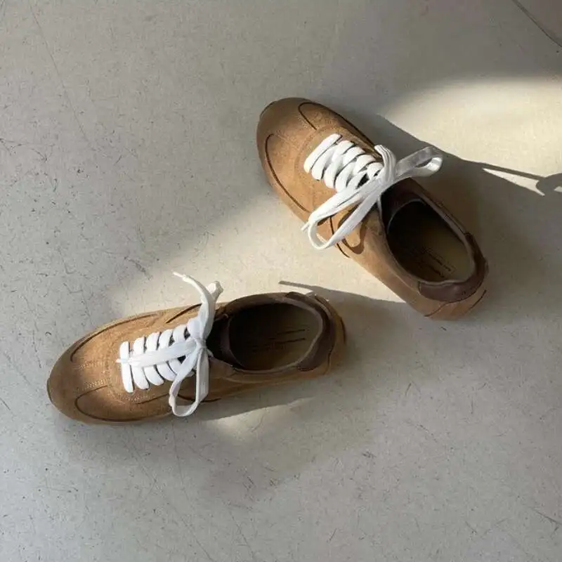 

Women's Suede Casual Shoes German Training Sports Shoes Autumn Loafers ins Flat Lace-up Retro Large Gump shoes