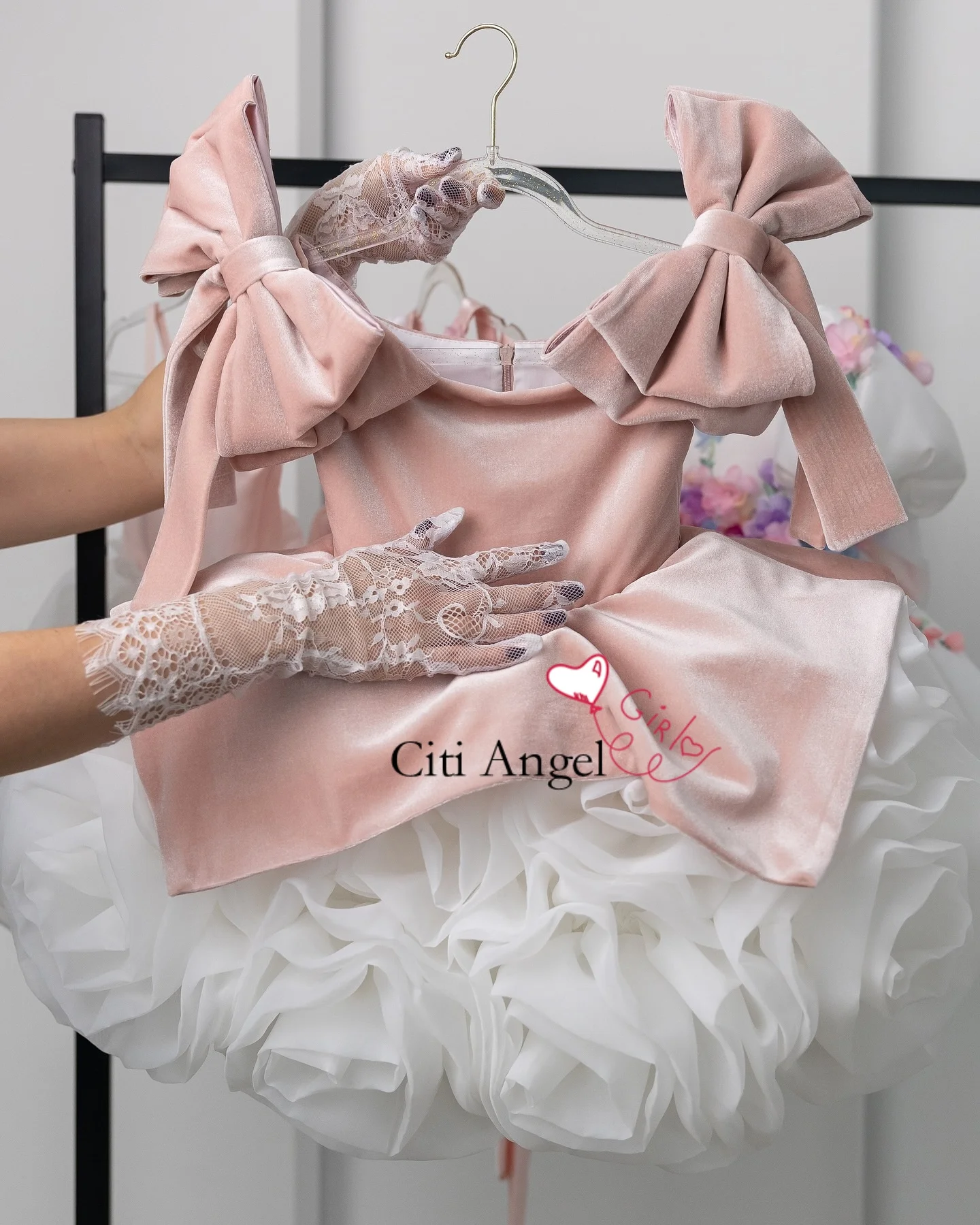 Luxurious Velvet Flower Girl Dress Blue Puff Girls Party Dresses for Wedding Bow Sleeves Kids Christmas Ceremonial Dress Custom