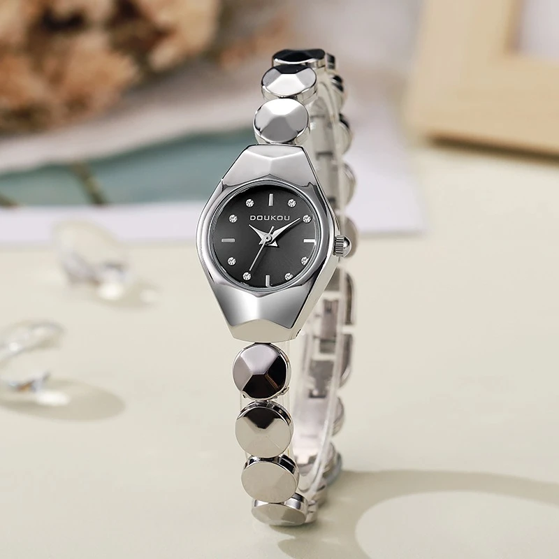 موضة جديدة كوارتز ساعات نسائية فاخرة الفولاذ المقاوم للصدأ حزام أنيق سيدة سوار ساعة Relogio Feminino
