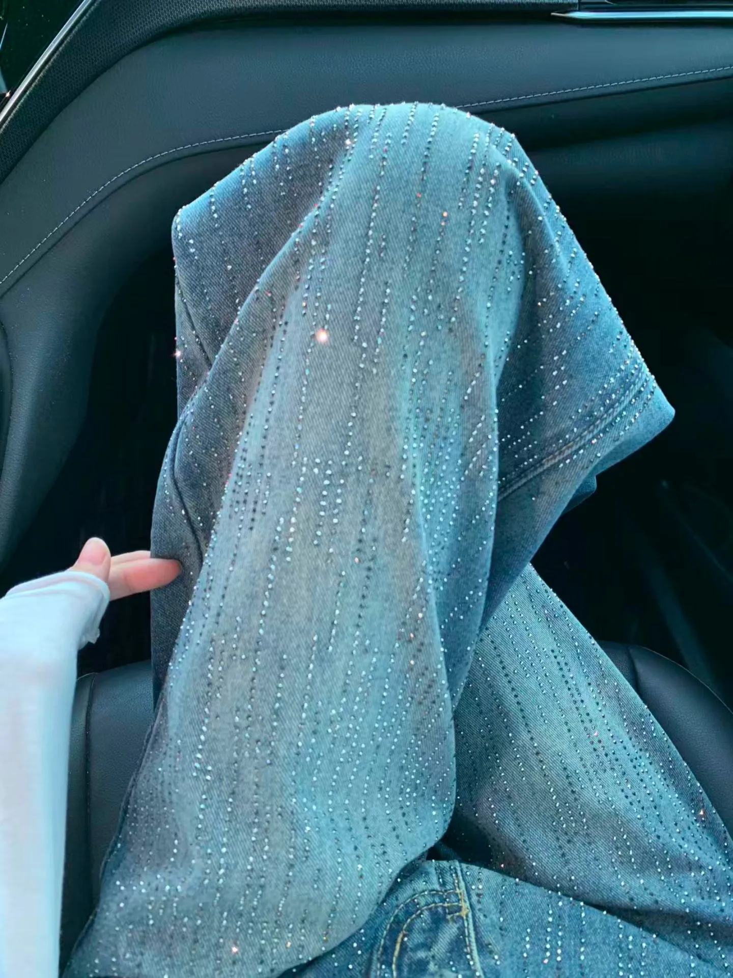 

Women's Loose Straight Leg Jeans Glittering Star Rhinestones Wide Leg Pants Comfortable Fit High Waist Denim Spring Fashion