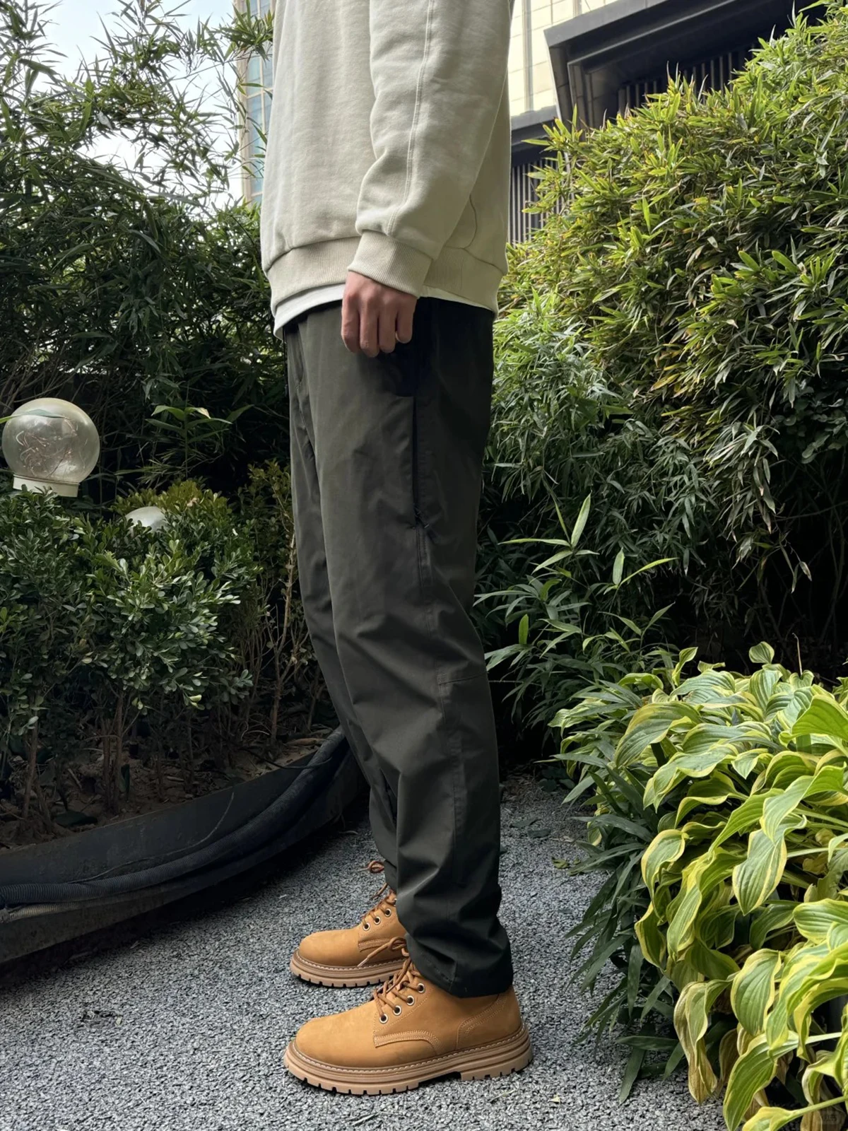 Thickened Fleece Winter Outdoor Sports Men's Casual Pants Military Green Three-Proof Soft  Trousers Cone-shaped Rutabaga