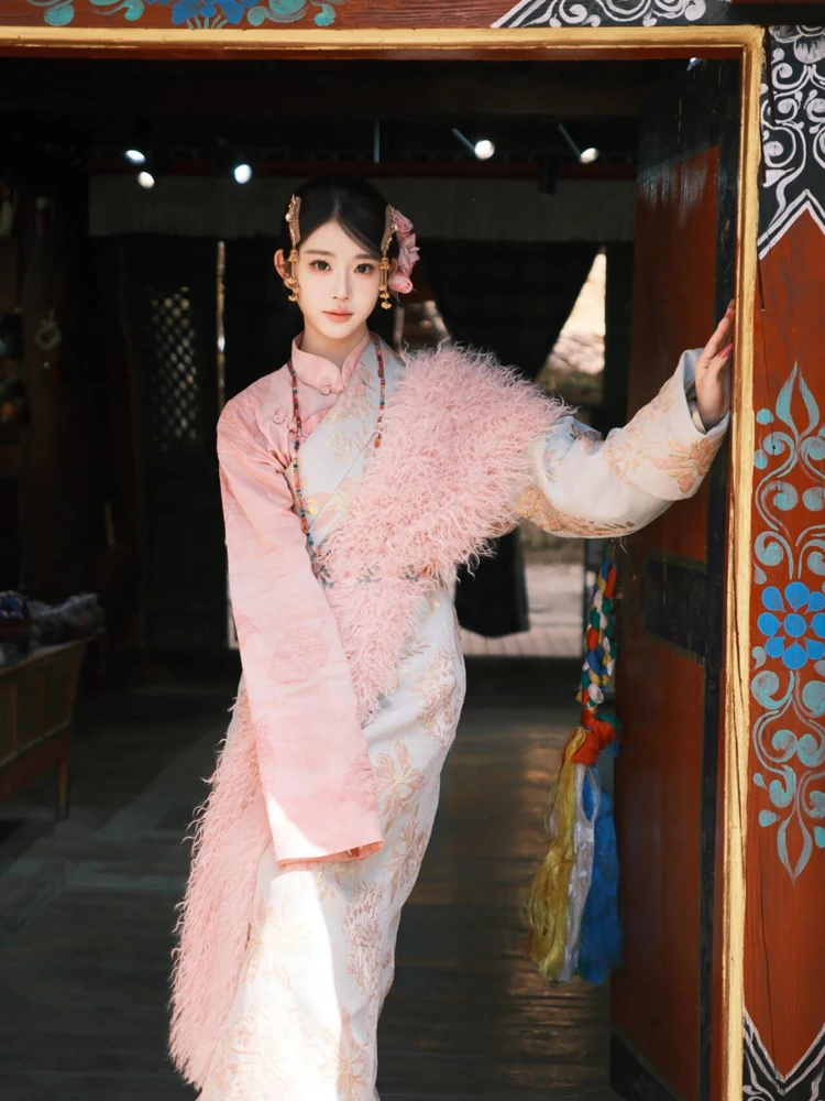 

New Tibet Travel Photography Ethnic Clothing Tibetan Robe Famous Internet Red Dress Las Vegas Ethnic Style Yunnan Photo Shoot...