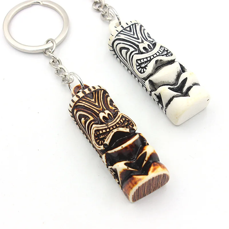 Tiki-Schlüsselanhänger Cooles Totem Tiki-Mann-Schlüsselanhänger Schlüsselanhänger Autoschlüsselanhänger für weibliche Kinder-Festival-Geschenke