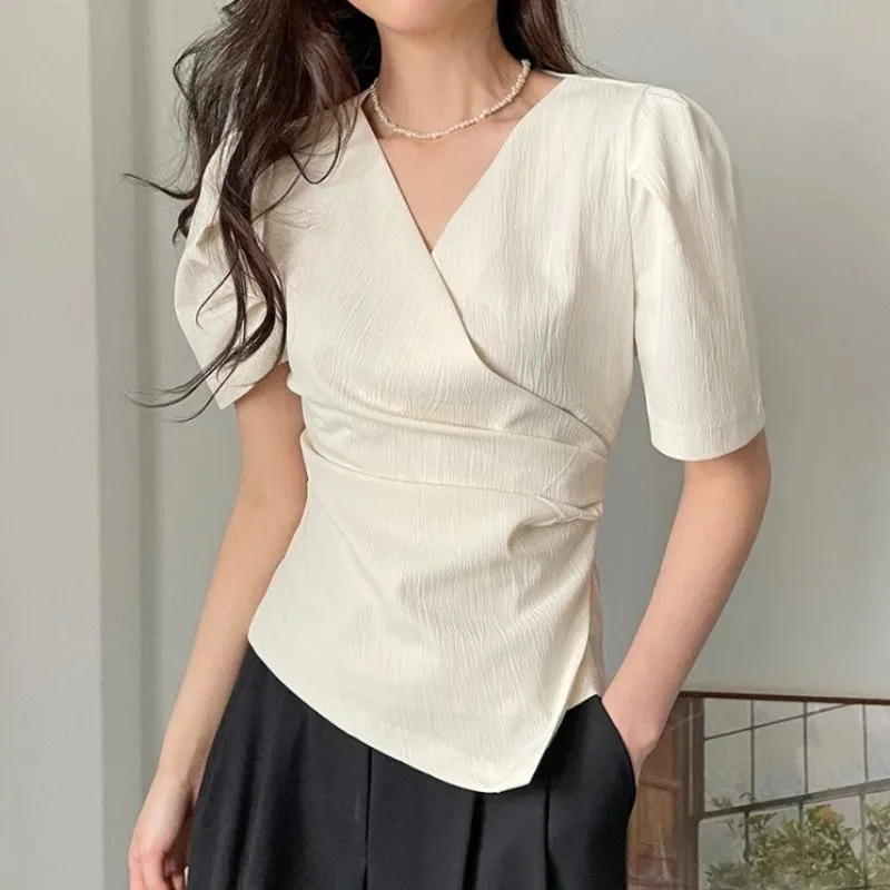 2026 Summer V-Neck Knit Top Women's Slim Fit