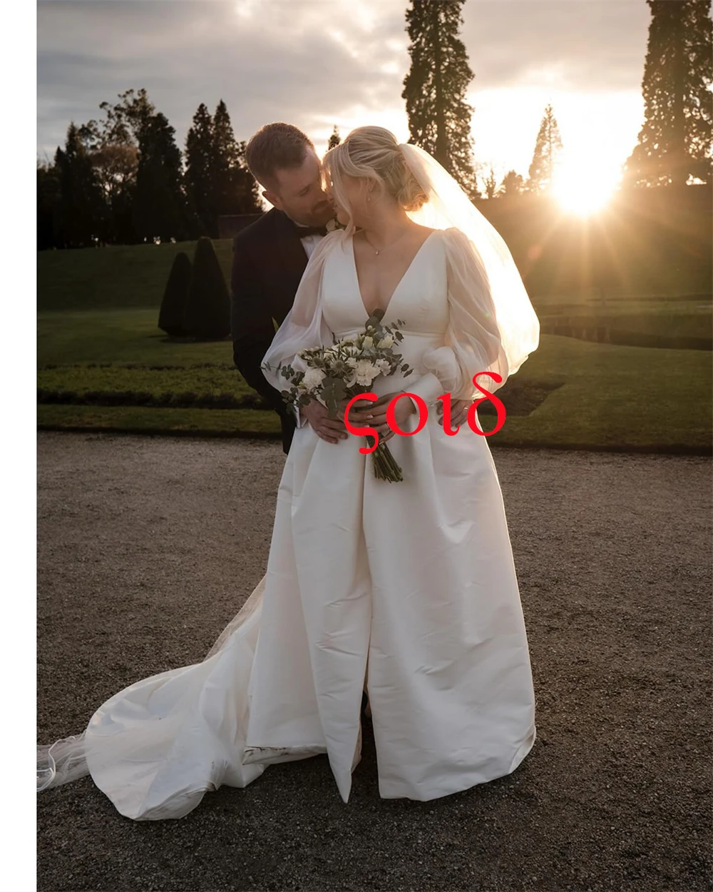 

Customized Dreamy White Organza Wedding Dress Exquisite Tulle Wedding Dress V-neck Off the Shoulder Long Sleeves Bridal Gowns