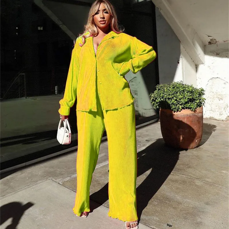 

Fashionable Plus Size Women's Casual Suit Set 2-Piece Ladies Wear Comfortable Spring Collection