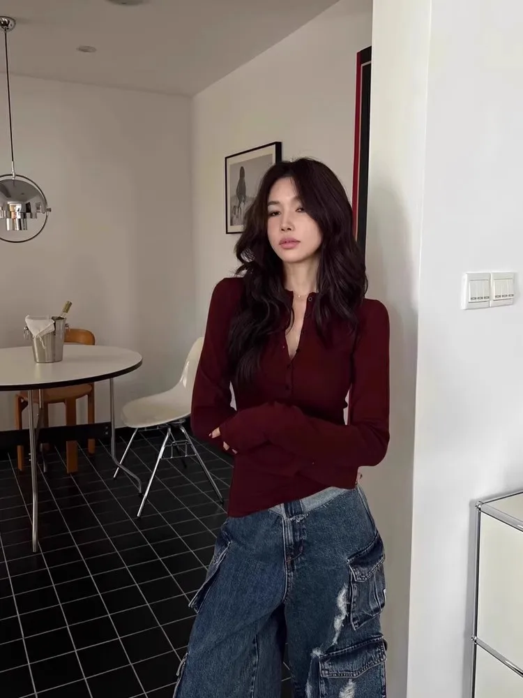 Women Henley Long Sleeve T Shirt Half Button V Neck Slim Fit Cropped Top Solid Color Basic Tees Casual Streetwear Finger Hole Lo