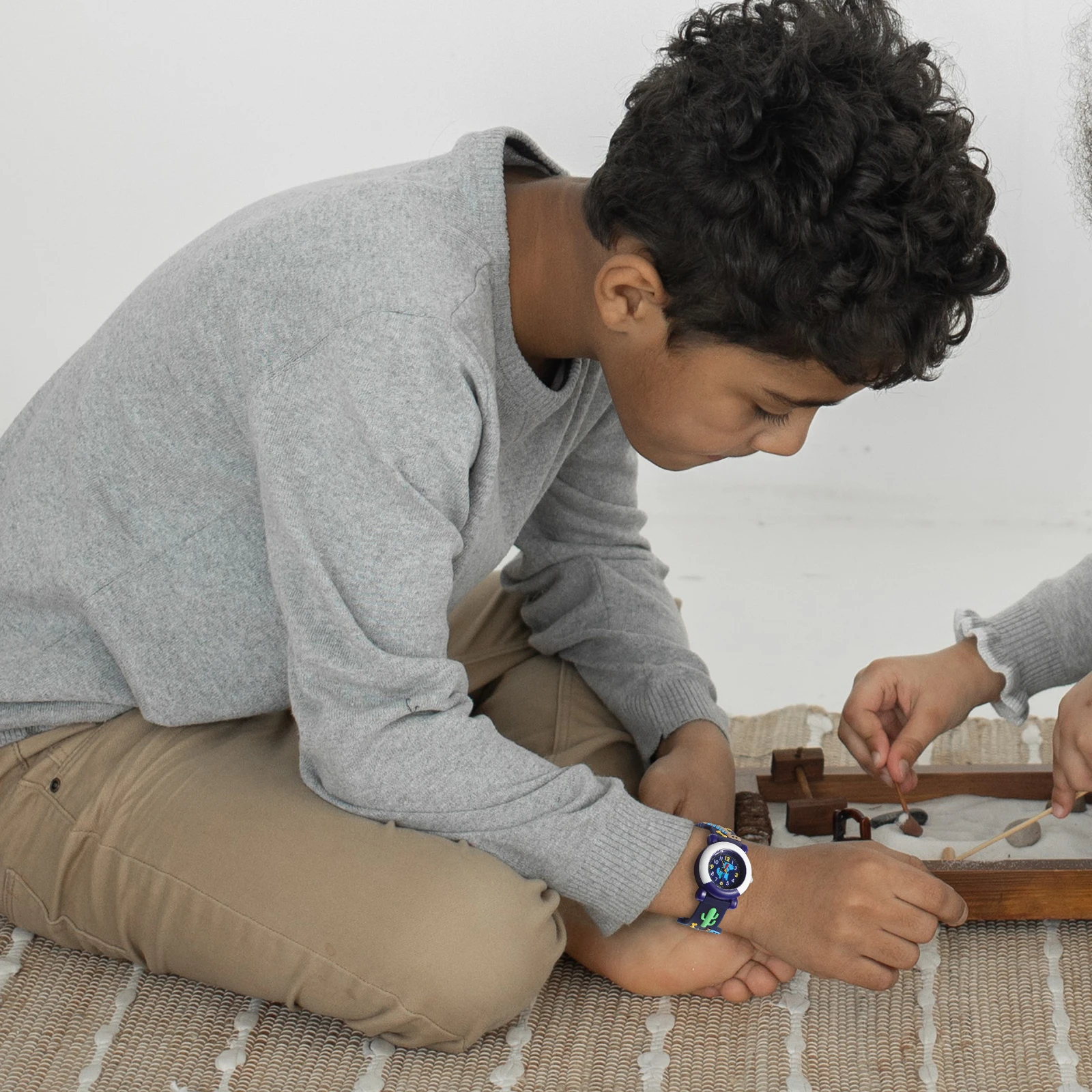 Orologio creativo da cartone animato per bambini Ragazze Orologi da polso elettronici in plastica per bambini carini Portachiavi decorativo Multiuso leggero