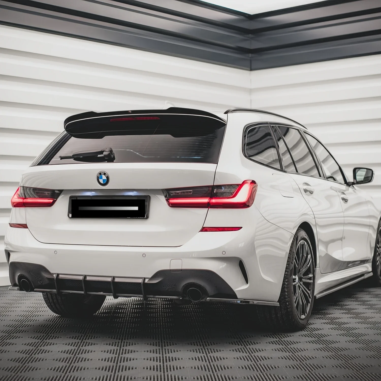 أجنحة سبويلر خلفية على طراز ماكستون لسيارات BMW G21 320d 330i 330d 330e M340i M340d Touring 2019-2024 أطقم هيكل سبويلر للنافذة الجانبية