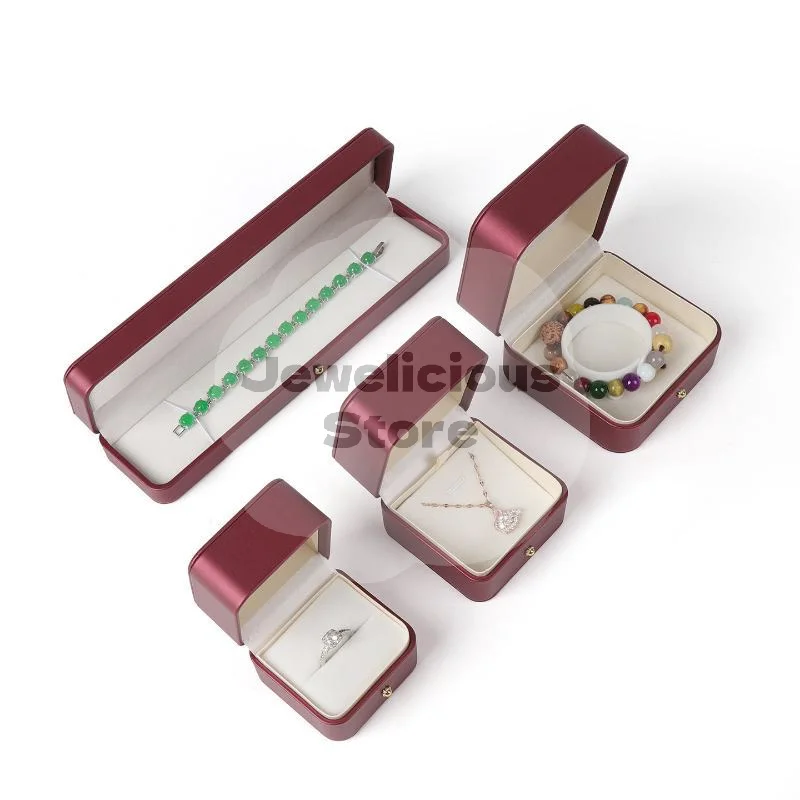 PU Leather Small Jewelry Box Soft Velvet Lining Golden Closure Lightweight Organizer for Daily Travel Use Proposal Gift