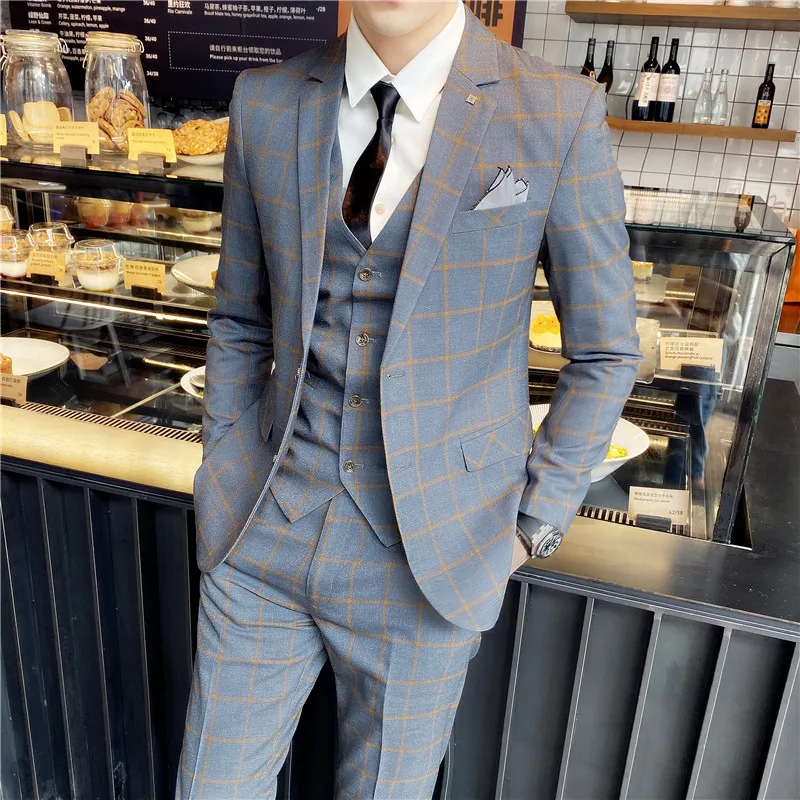 

New Single-breasted Business + Office + Groomman Loose Plaid Pattern Suit Three-piece Comfortable and Handsome Men's Clothing