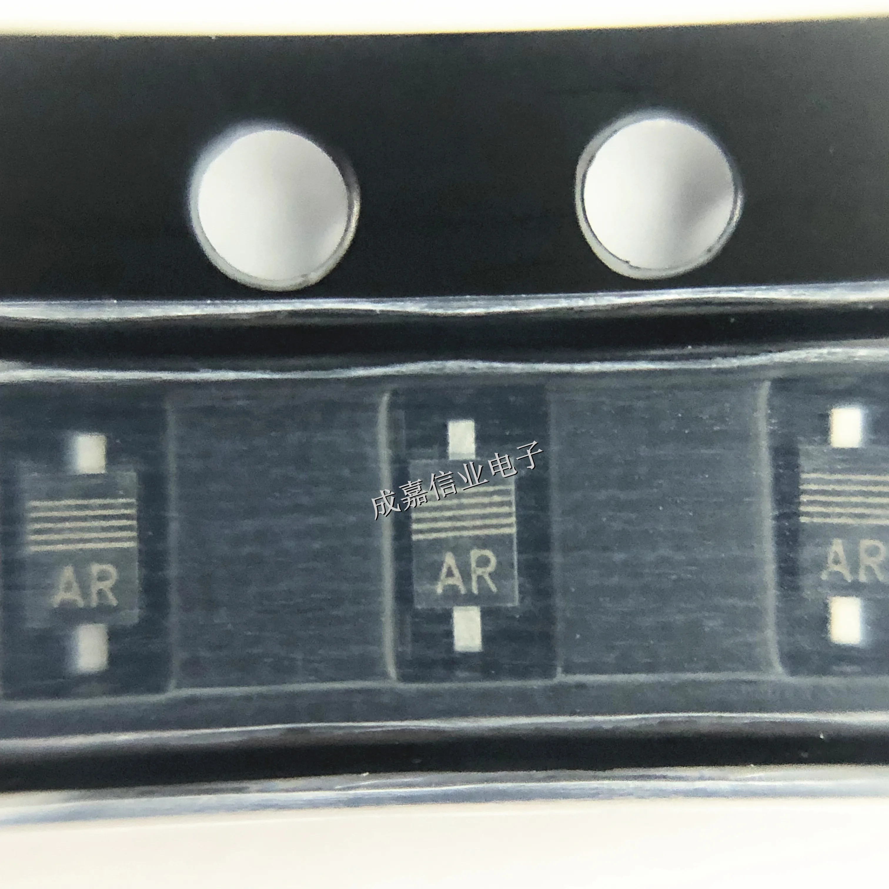 

100pcs/Lot BAS16J,115 SOD-323-2 MARKING;AR Small Signal Switching Diodes 100V 250mA Operating Temperature:- 65 C-+ 150 C