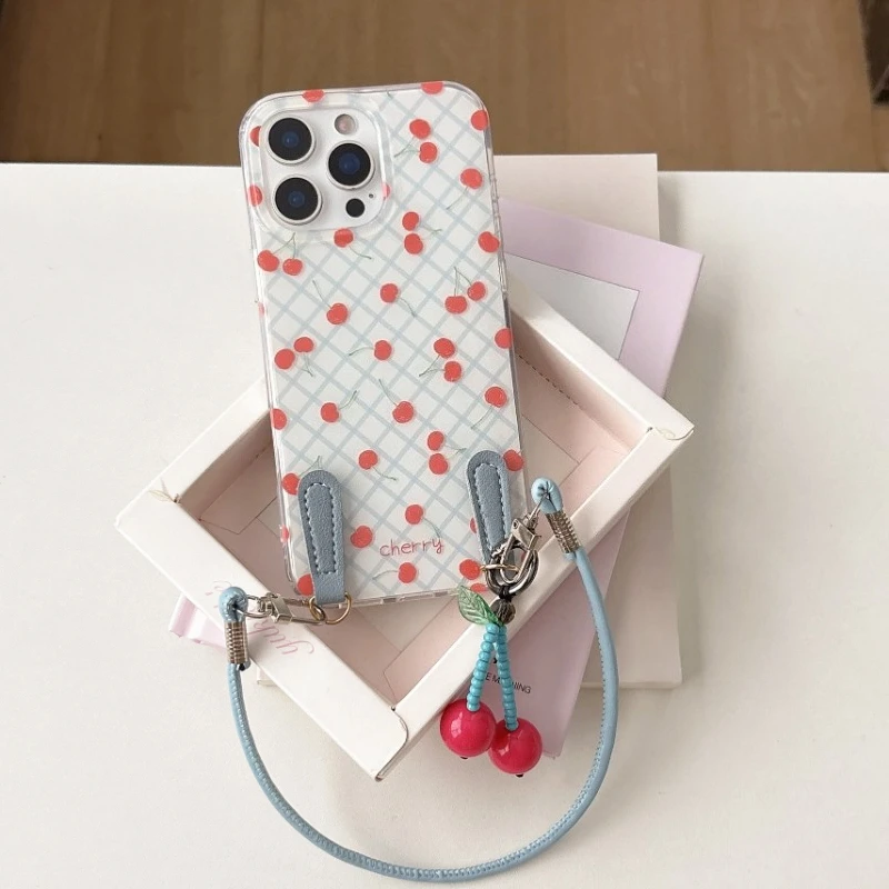 Blaue Streifen-Karo-Muster-Handyhülle für iPhone 17, 16, 15, 14, 13, Pro Max, niedliche, süße Luxus-Cartoon-Abdeckung mit Kirschanhänger
