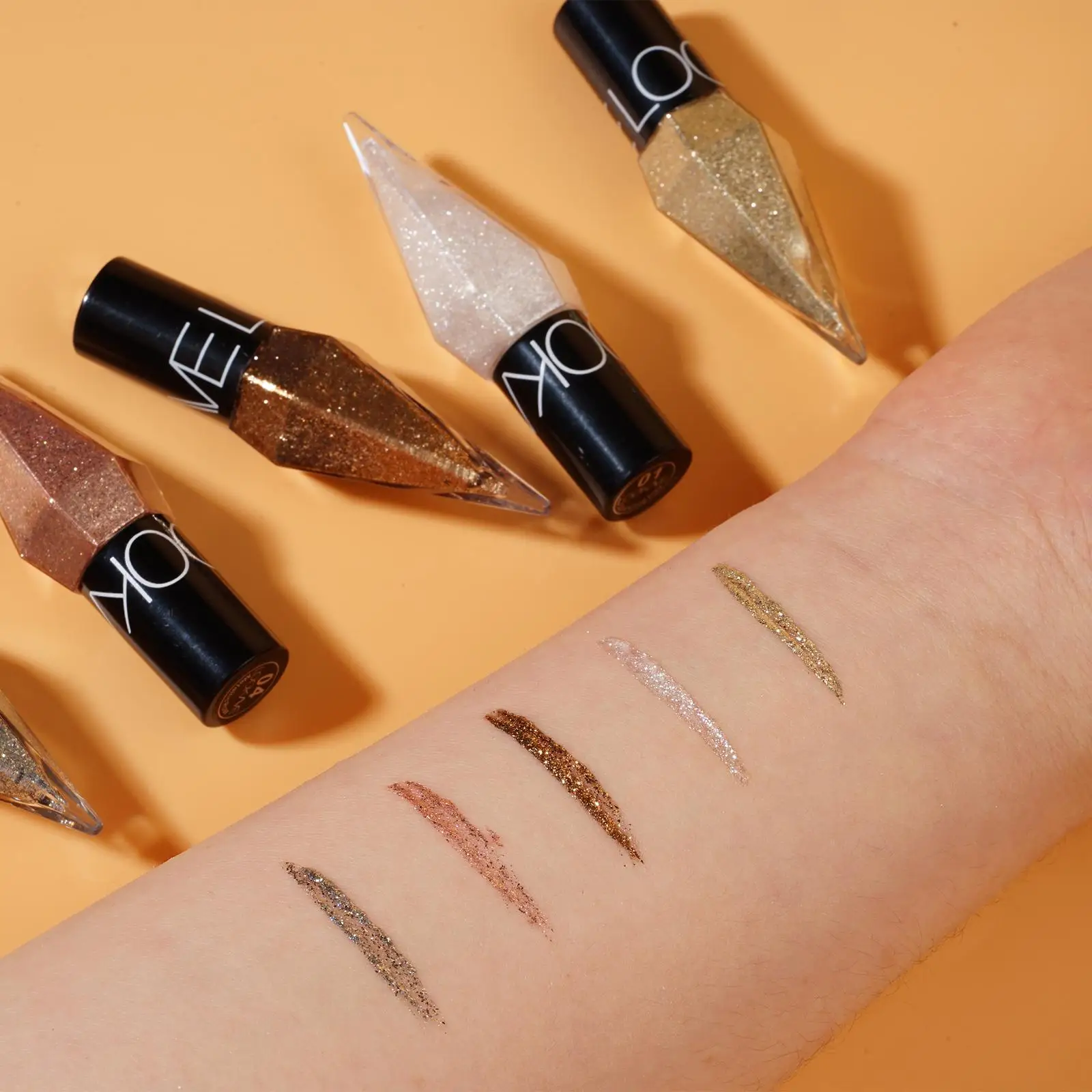 Mini Diamond Liquid Eyeshadow Glitter Eyeliner Waterproof Sparkling Shimmer Eye Shadow Professional Fine Brush Tip Eye Makeup