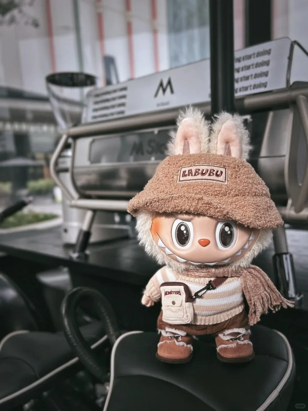 

Оригинальная большая кукла Labubu POPMART 38 см, серия Be Latte, милая и интересная игрушка, коллекционная сюрприз-коллекция, подарок на день рождения, в наличии