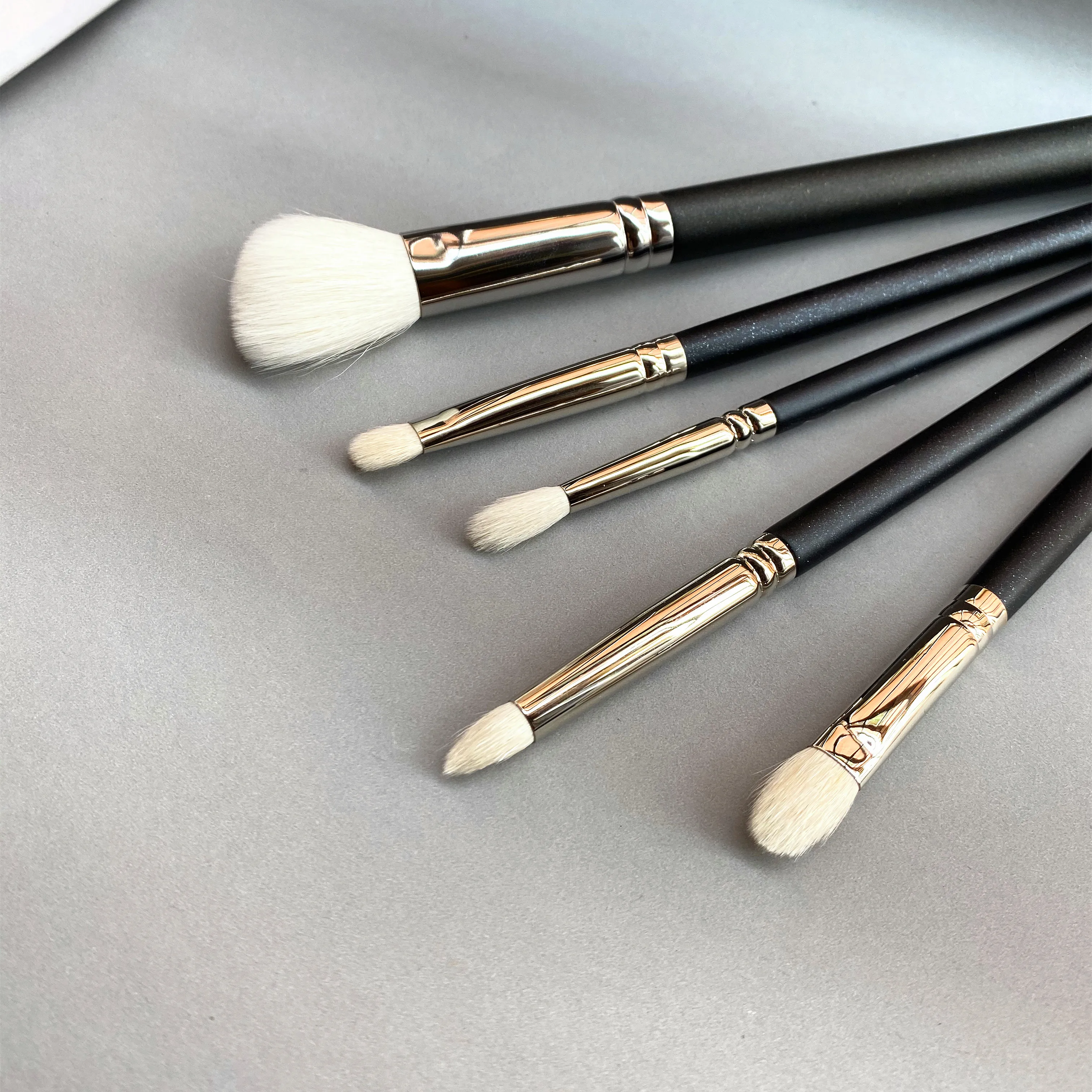 Makeup Brushes Eye shadow Blending / Eye Shader / Pencil /  mini Blending / Angled Contour Soft White Goat Hair Cosmetics Tools