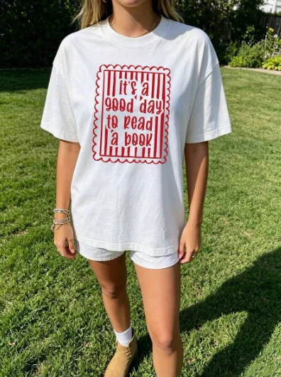 2026 Fashion New Good Day To Read A Book Teacher T Shirt Women Retro Graphic Tee Bookish Vintage Back To School Summer Vacation Basic Top Tee