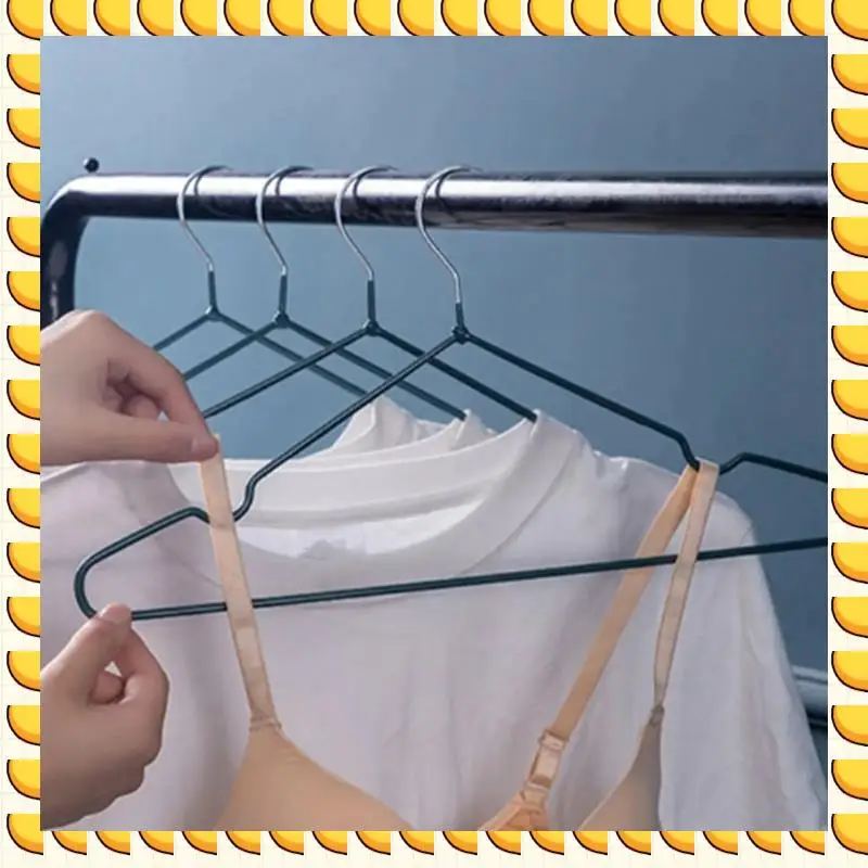 

BAAU Clothes Hangers With Non-Slip Design, Traceless Clothes Racks, Sturdy Heavy Duty Coat Hangers
