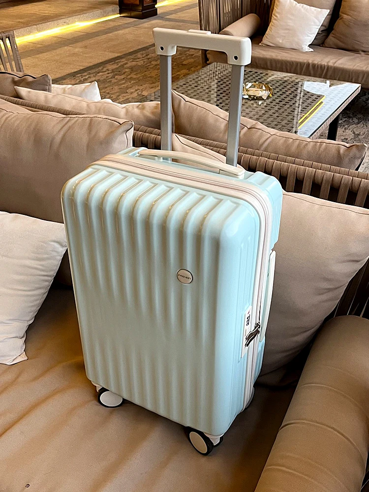 silent-wheel-luggage-fashionable-trendy-travel-suitcase-for-men-and-women-durable-abs-pc-material-zipper-closure-carry-on-size