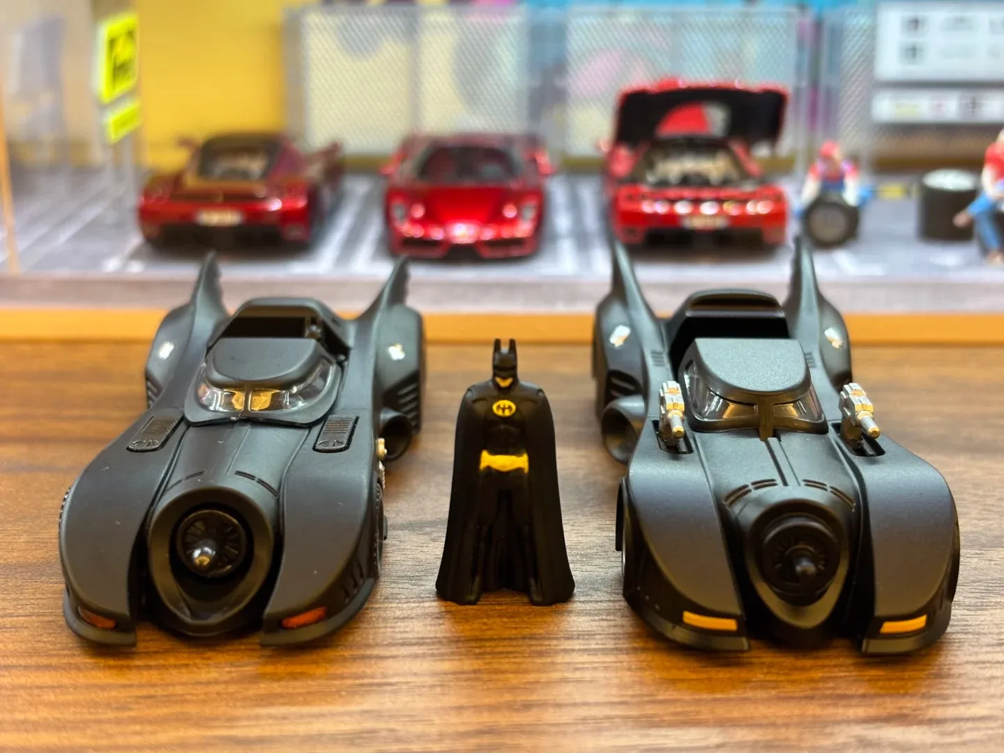 Batmobile 1/64 Scale Static Car Model HOBBY GACHA DC Batman Collectible Vehicle For Hobby Enthusiasts - view 4