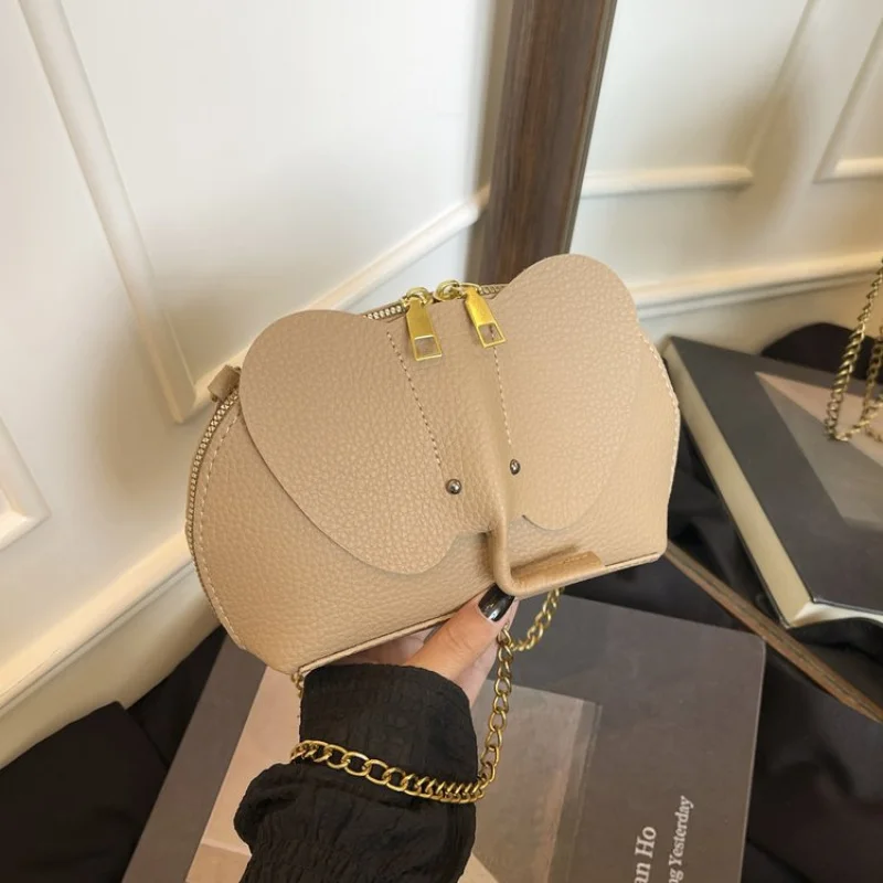 

Luxury Women's Shoulder Bag Made Of Premium Leather Featuring Paris Neat Daily Cozy Look​