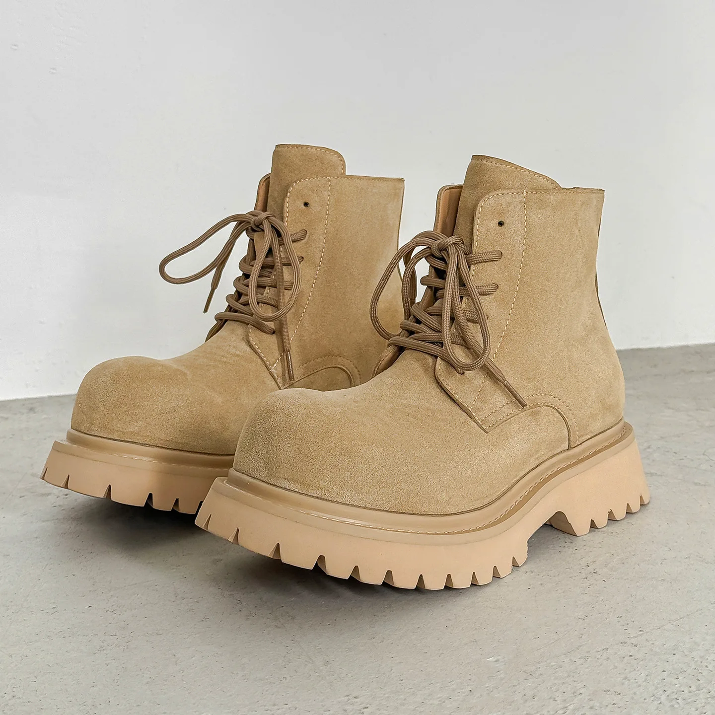 

Men's retro upturned lace up design with derby suede fashionable and versatile autumn and winter short boots