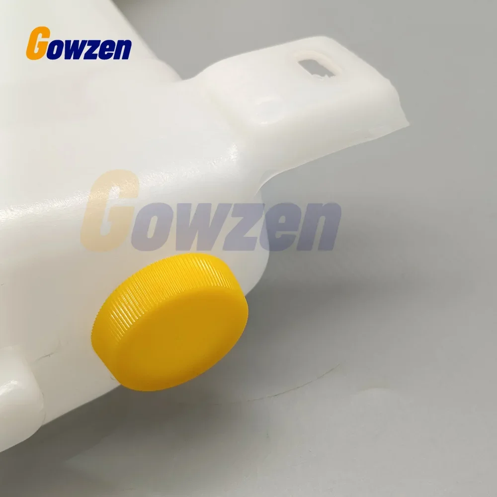 21710-2S600 Radiator Coolant Reservoir Expansion Tank Fit For Nissan D22 Paladin