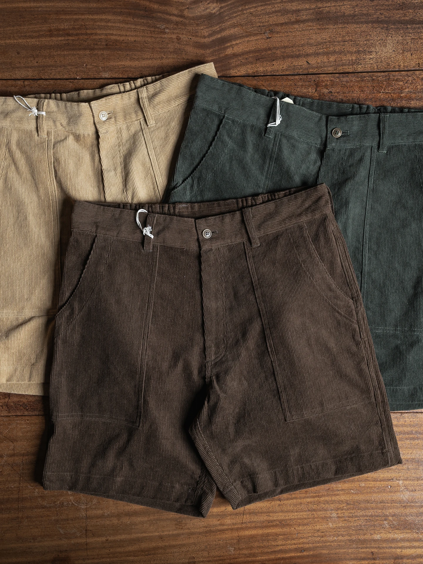 High Waist Loose Wide Leg Surfing Shorts Pure Cotton Corduroy Casual Outdoor Workwear Shorts Standard Fit  Color