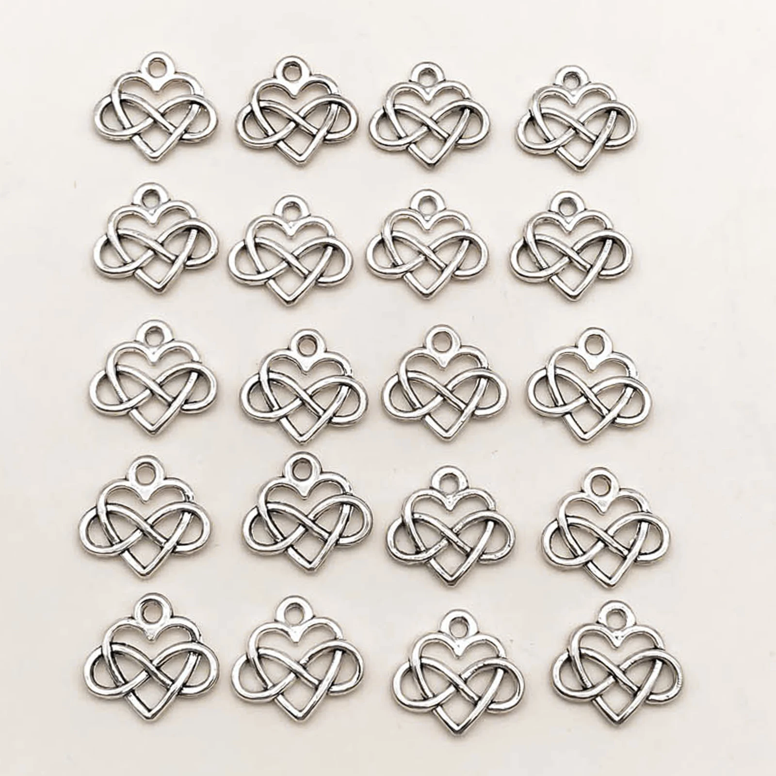 10/20pcs/Set Zinc Alloy Antique Silvery Heart Shaped Charms Pendants for DIY Necklace Bracelet Earrings Jewelry Making Handmade