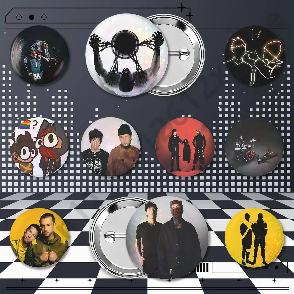 T-Twentys P-Pilots-S ONE Holographic Badge Brooch Pins 25/32/44/58/75mm Backpack Bag Hat Jacket Decor Accessories