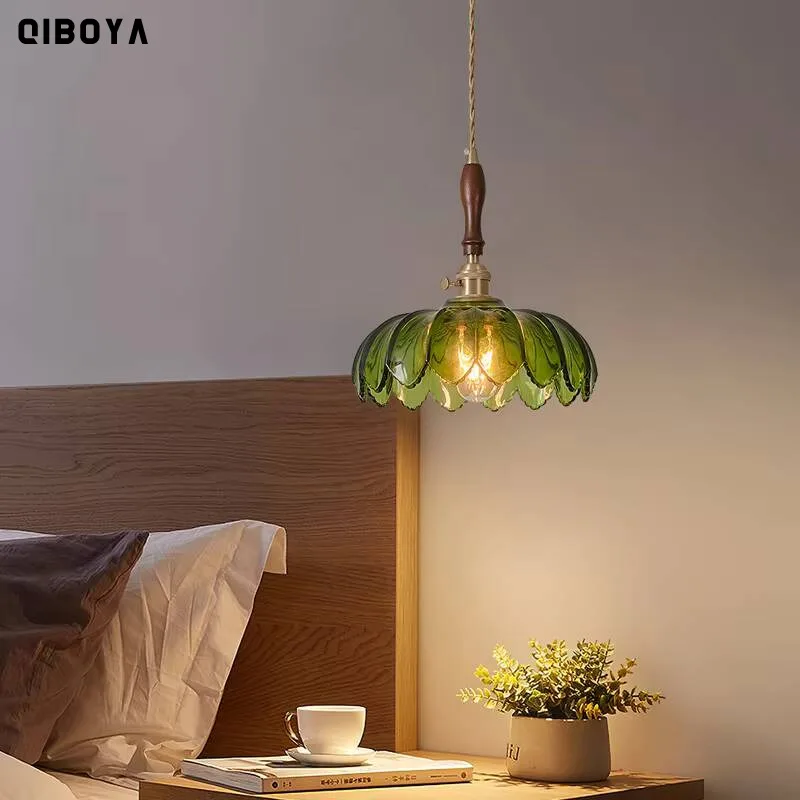 French Retro Style LED Petal Chandelier Corridor Balcony Staircase Cloakroom Ceiling Lights Porch High-end Indoor Lighting Lamps