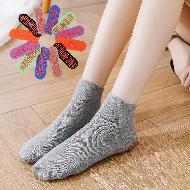 2 Pairs Adults Anti-Slip Sock Trampoline Cotton Breathable Short Socks Elasticity Boy Girl Outside Family Sports Yoga Socks