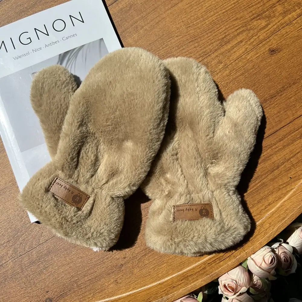 Gants chauds en peluche moelleux pour femmes et filles, mitaines épaisses, velours blanc, lettre, extérieur, hiver, nouveau