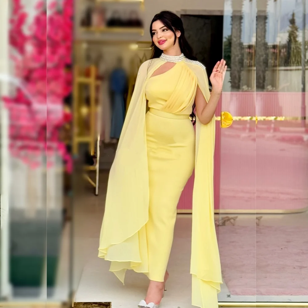 ชุดเดรสยาวปานกลางทรงตรง คอสูง แต่งพลีทประดับคริสตัล แบบสั่งตัดพิเศษ สำหรับงานเลี้ยงกลางคืน หรือโอกาสพิเศษ ออกแบบอย่างประณีตสำหรับผู้หญิง