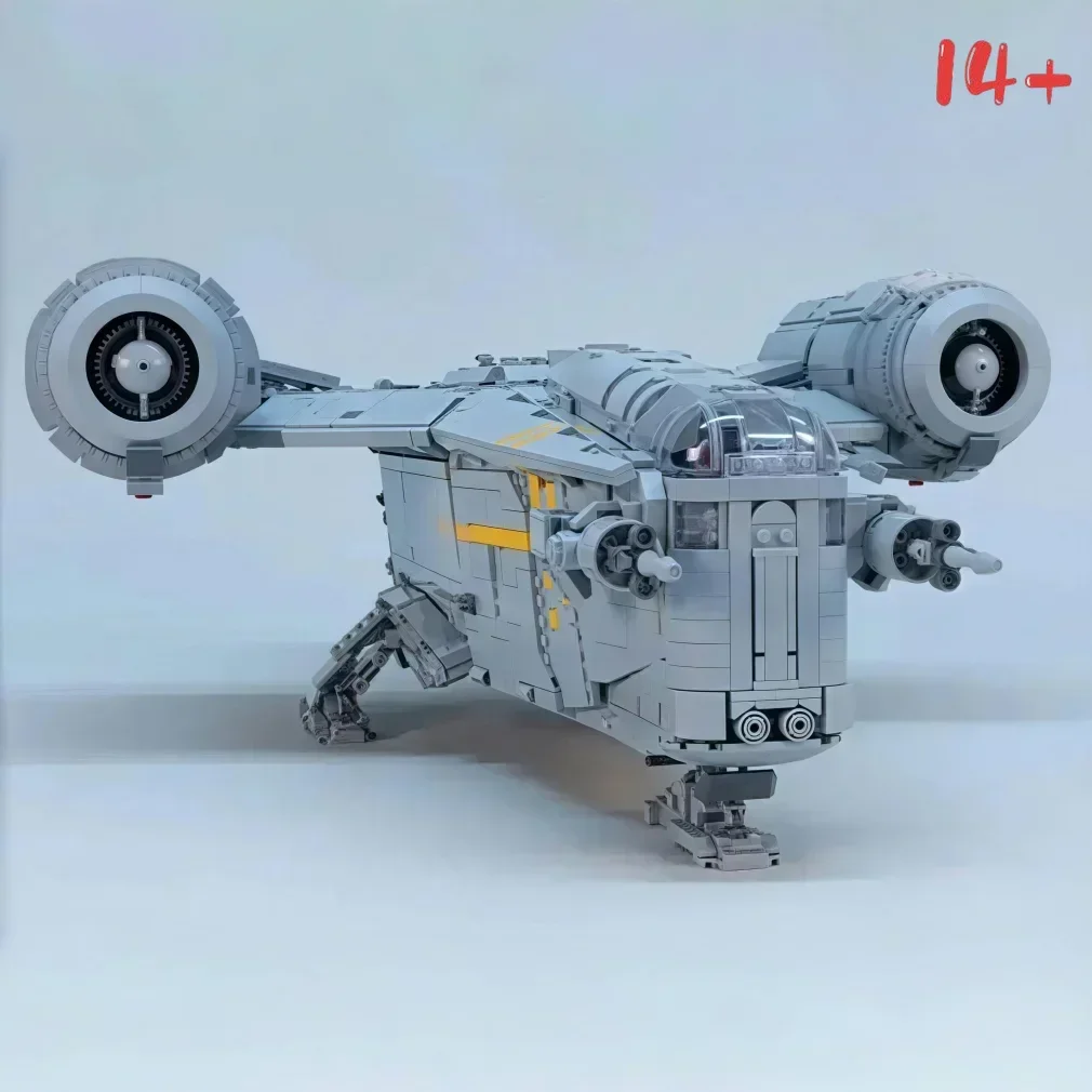 

Disney 6187PCS Giant Space Craft Blocks DIY Learning Model Indoor Table Decor Holiday Gift compatible with LEGO bricks