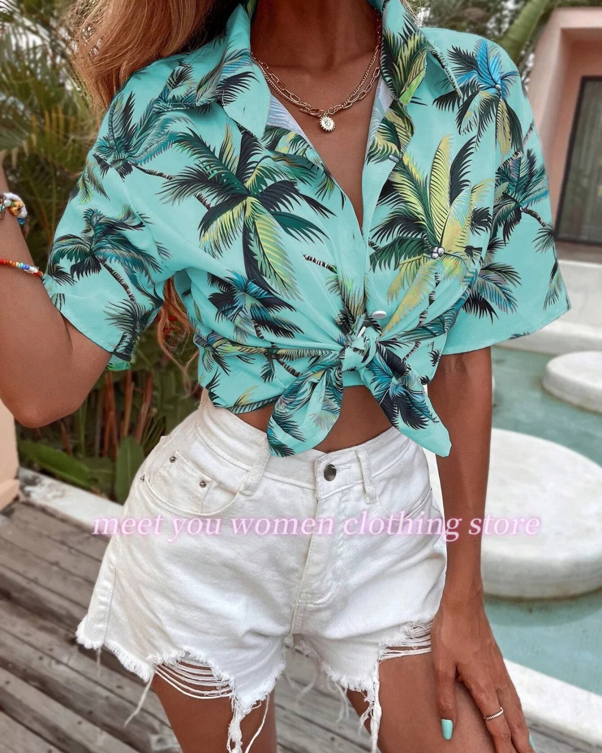 Coconut Tree Print Women Short Sleeved Shirts Beach Sunscreen Shirts Hawaii Vacation Shirts Loose Lady Shirts Lady Cllothing