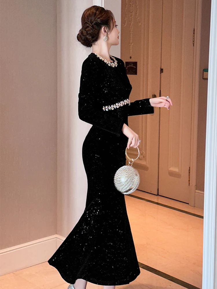 ชุดราตรีผู้หญิงสีดำ คอทรงโอ ทรงเข้ารูป ปลายหางปลา ยาว หรูหรา สง่างาม แฟชั่นสำหรับงานปาร์ตี้ งานพรอม ชุดเดรสออกงาน