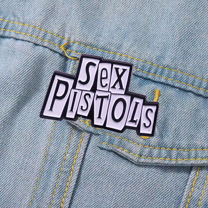Sex Pistols Band Enamel Pin Rock Band Punk Music Brooch Metal Badge Fan Collection Pin Clothing Accessories
