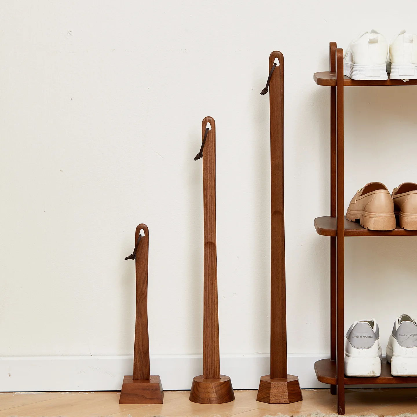 Black Walnut Shoe Horn with Stand - Long Handle Self-Standing Home Shoe Helper, Solid Wood Durable Design