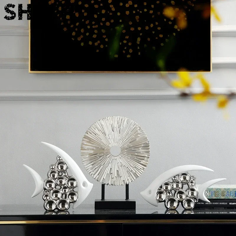 European Ceramic Silver Plated Snail Fish Butterfly Figurines Home Furnishing Decoration Crafts Club Table Sculpture Accessorie