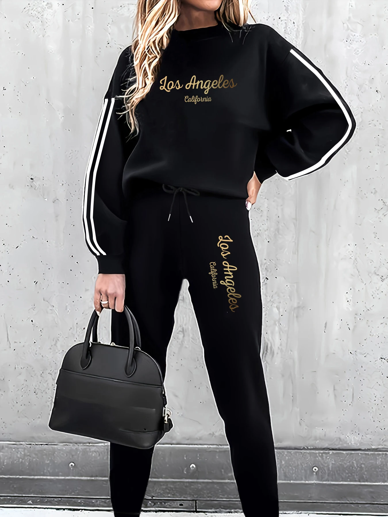 Personalized Printed Long-Sleeve Classic Two-Stripe Set, Loose-Fit Sweatshirt, Jogger Pants, Casual and Comfortable Round-Neck Pullover, Round-Neck Sweatshirt + Wide-Leg Pants Two-Piece Set for Autumn and Winter, Suitable for Office and Home, Women's Clothing
