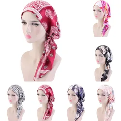 Sciarpa pre-annodata musulmana in raso Berretti chemio Berretti per cofano Donna Stampa fiore Turbante Cappello Foulard Avvolgere Copertura contro il cancro Accessori per capelli