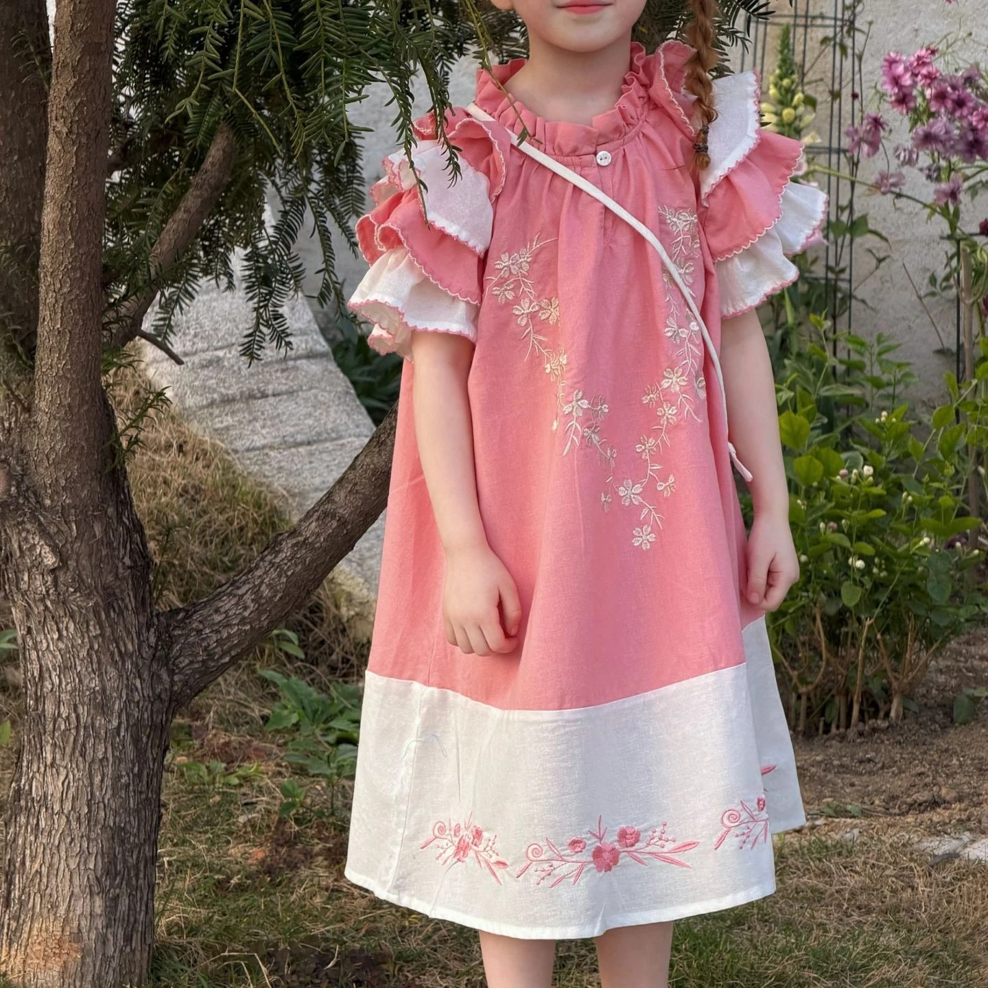 Girls Dress 2026 Spring and Summer New Childrens Clothing Korean Girl Baby Cute Embroidery Multi-layer Flying Sleeve Long Dress
