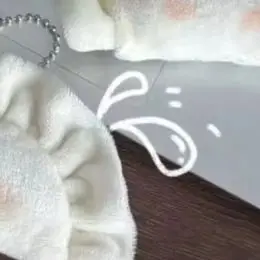 

Новый милый плюшевый брелок с подвеской в виде клецок, мягкие брелоки для мальчиков и девочек, украшения для сумок, плюшевые игрушки, студенческие аксессуары