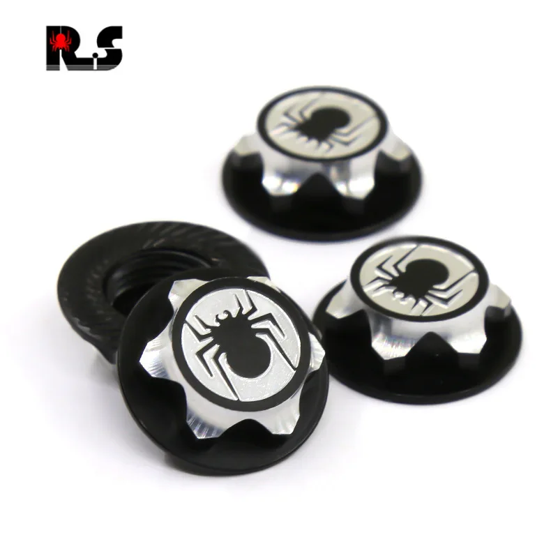 غطاء غبار عجلة ألومنيوم RS RC مكون من 4 قطع |   تصميم صامولة سداسية 17 ملم |   مناسبة لسيارات موديل RC للطرق الوعرة/السباق بمقياس 1:8