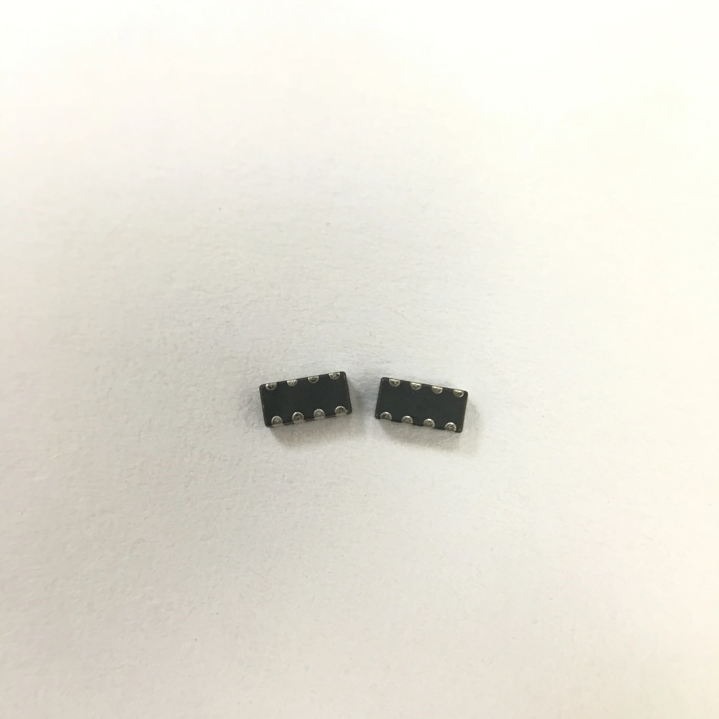 Fca3216mf4-121T03 120 OHMS @ 100 MHZ 300Ma 120Ω Ferrite Chip Bead Array Fca3216mf4-121T02 New Original In Stock