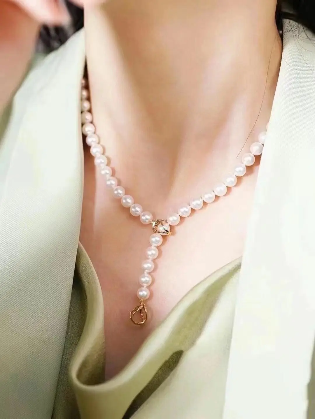 Gorgeous 9-10mm 8-9mm South Sea Round White Pearl Necklace 18