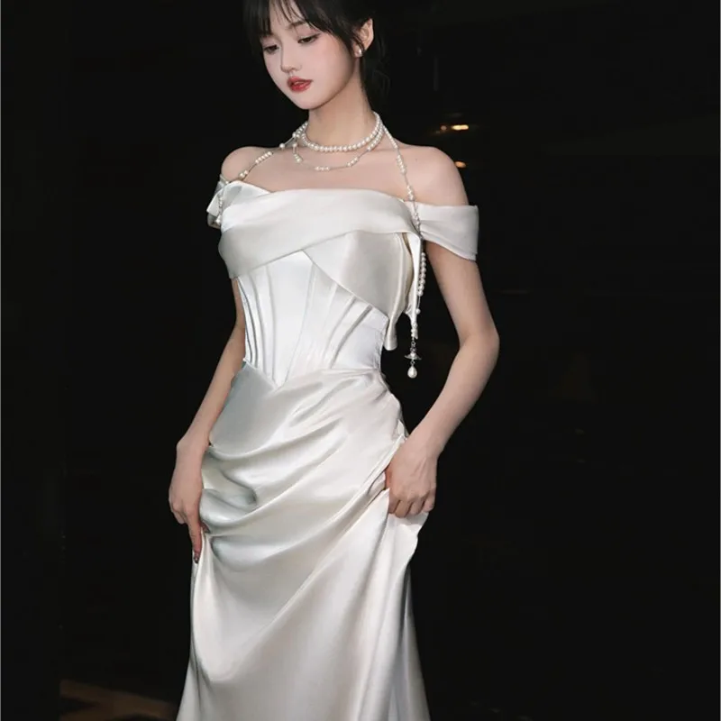 Line shoulder light satin white niche fishtail welcome out yarn dress