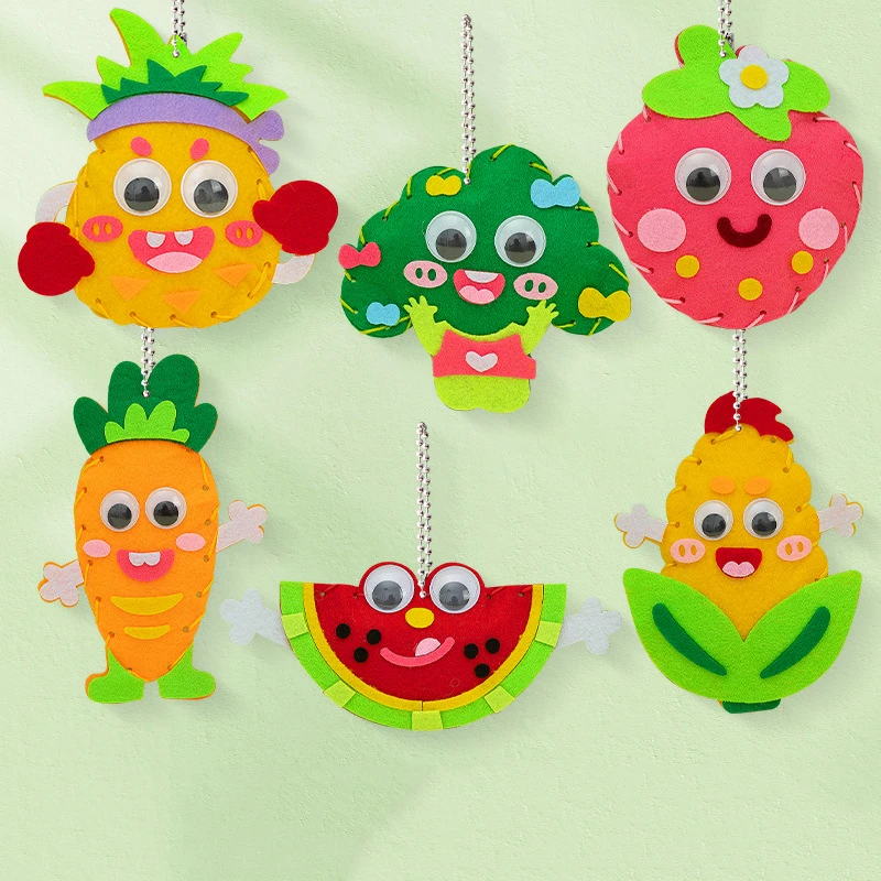 4Pcs DIY Fruit Vegetable Keychain Toys Montessori Arts Crafts Non-weaving Handicrafts Toys for Kid Gift Early Educational Gifts